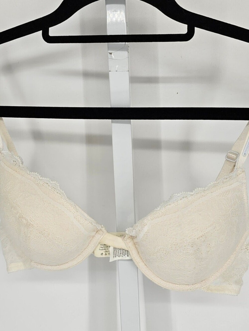 Calvin Klein Womens Sz 34B Padded Push Up Bra White Cream Lace
